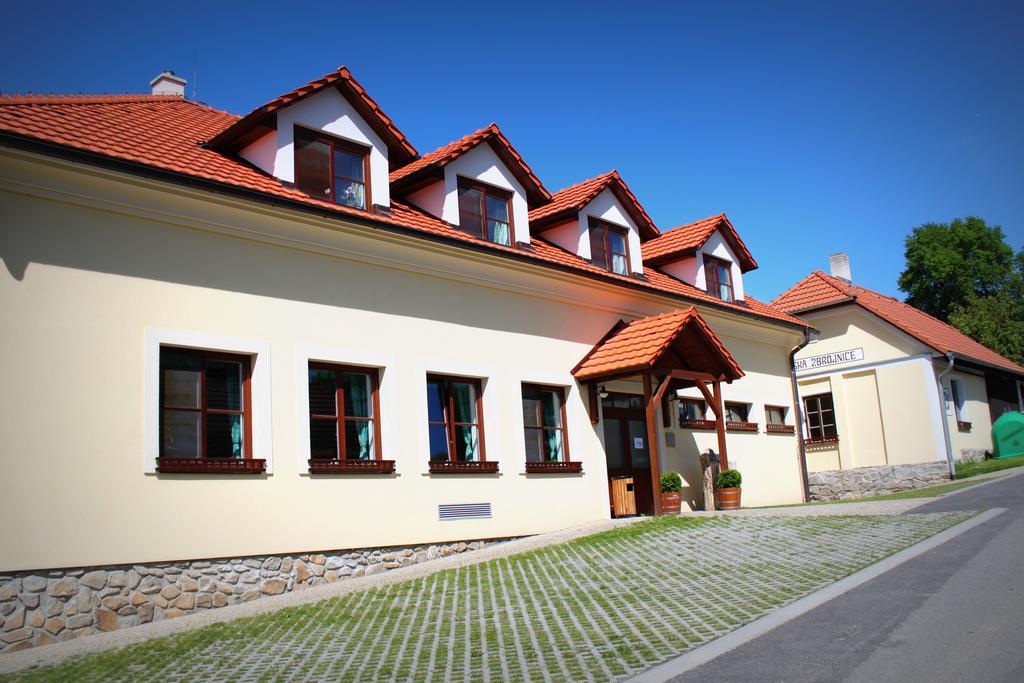 Vlasenice Penzion U Rudolfu מראה חיצוני תמונה